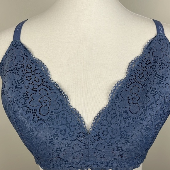 Aerie Lace Wireless Sans Armature Blue Gray Racer Back Bra Feminine Size 38DD - Picture 3 of 10